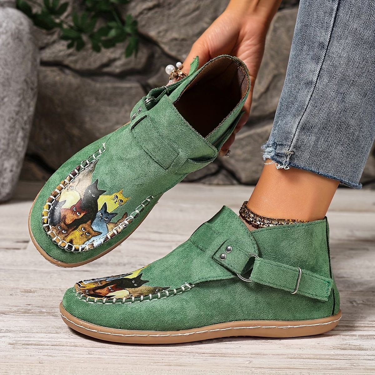 Women's Slip-on Retro Kitten-Print Lightweight Shoes