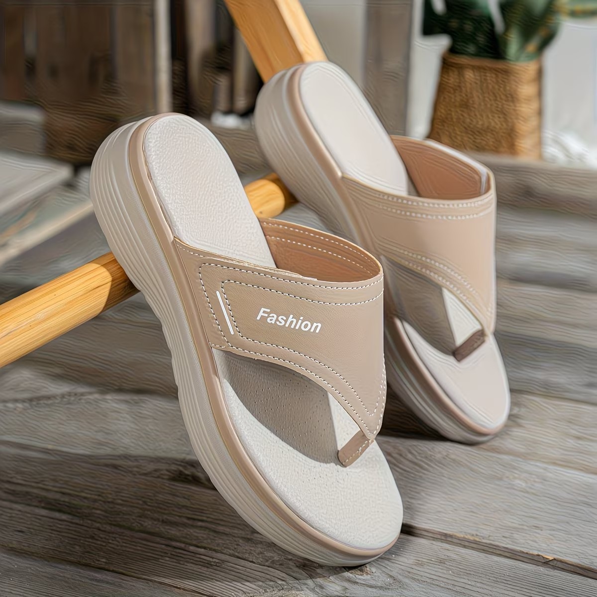 Women's Fashionable And Comfortable Thick-Soled Flip-Flops