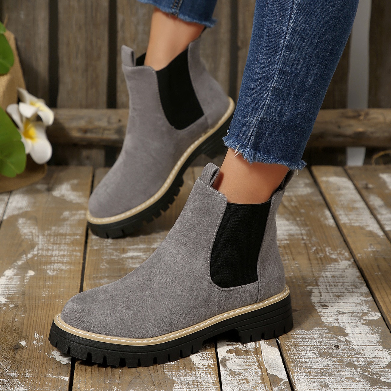 Women's Solid Color Platform Chunky Heel Ankle Boots
