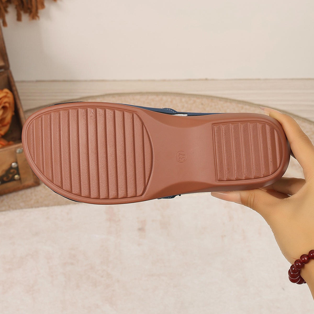Women's Fleece-Lined Thickened Versatile Slip-On Casual Shoes