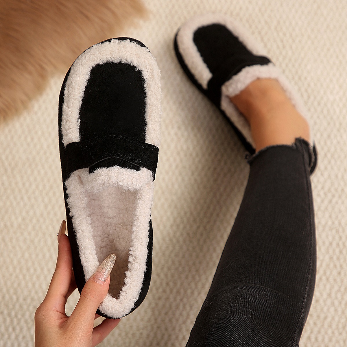 Women's Vintage Fleece-lined Slip-on Winter Boots