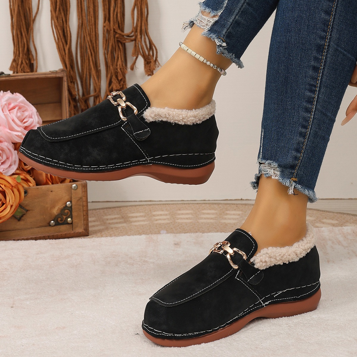 Women's Fleece-Lined Thickened Versatile Slip-On Casual Shoes