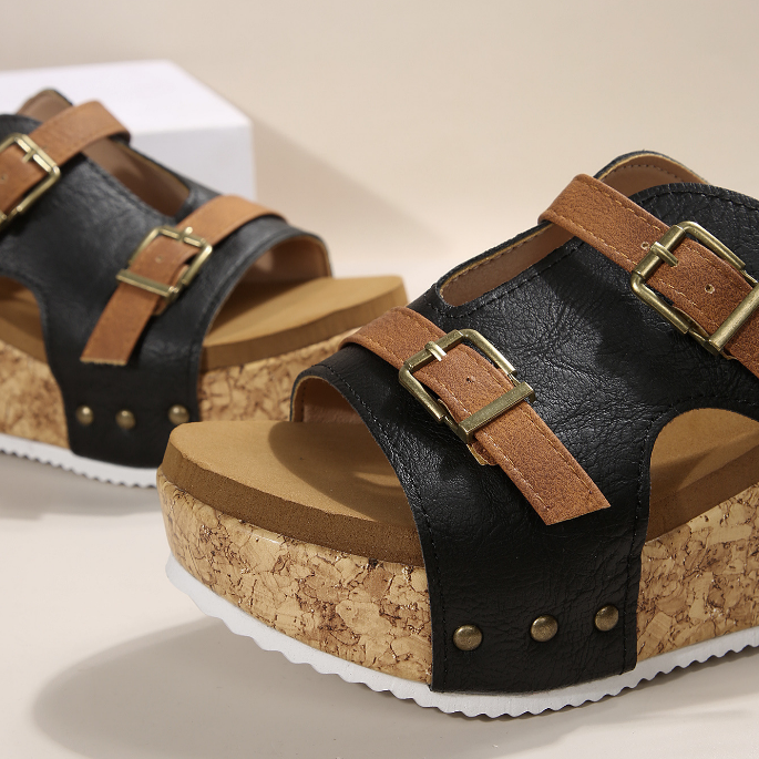 Summer New Style Buckle Light Foam Bottom Beach Open Toe Shoes