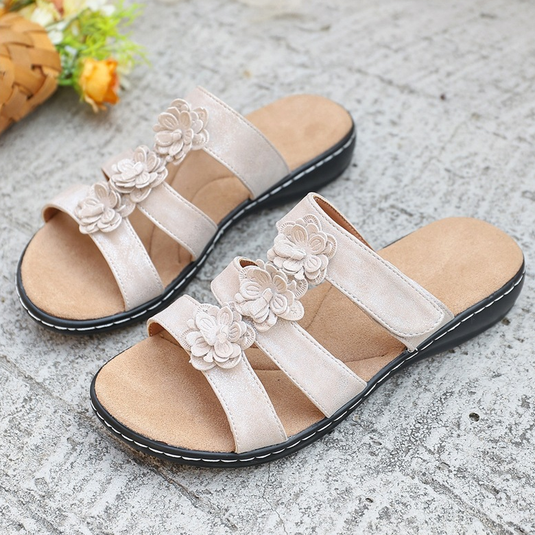 Women's Summer Flat Lightweight and Breathable Sandals , Casual Outdoor Shoes for Commuting or Vacation
