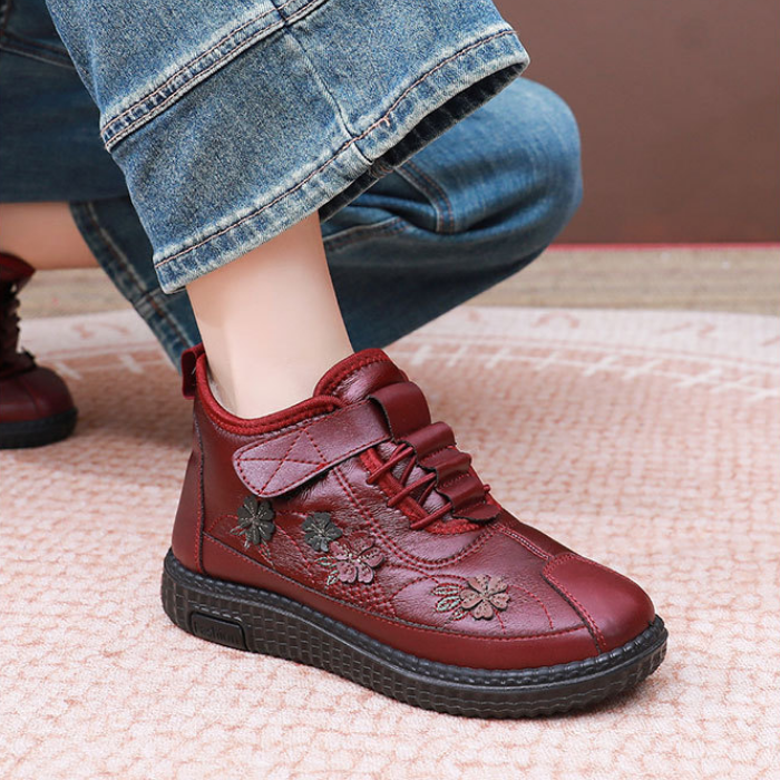 Women's Non-slip Comfortable Fleece-lined Leather Snow Boots