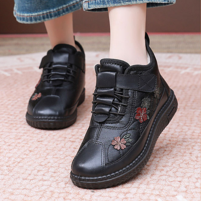 Women's Non-slip Comfortable Fleece-lined Leather Snow Boots