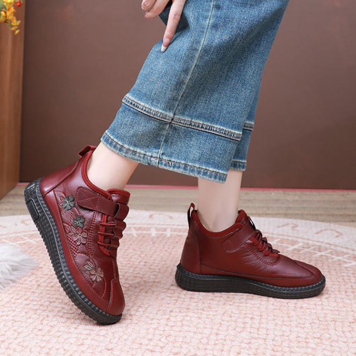 Women's Non-slip Comfortable Fleece-lined Leather Snow Boots