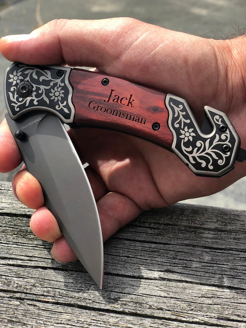 Folding short knife for hunting crafted by artisans– Custom Hand Engraving Available