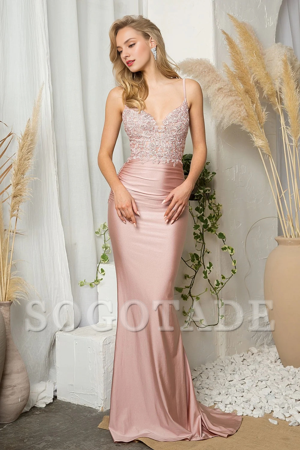 Embroidered lace applique long sleeveless transparent V-neck dress
