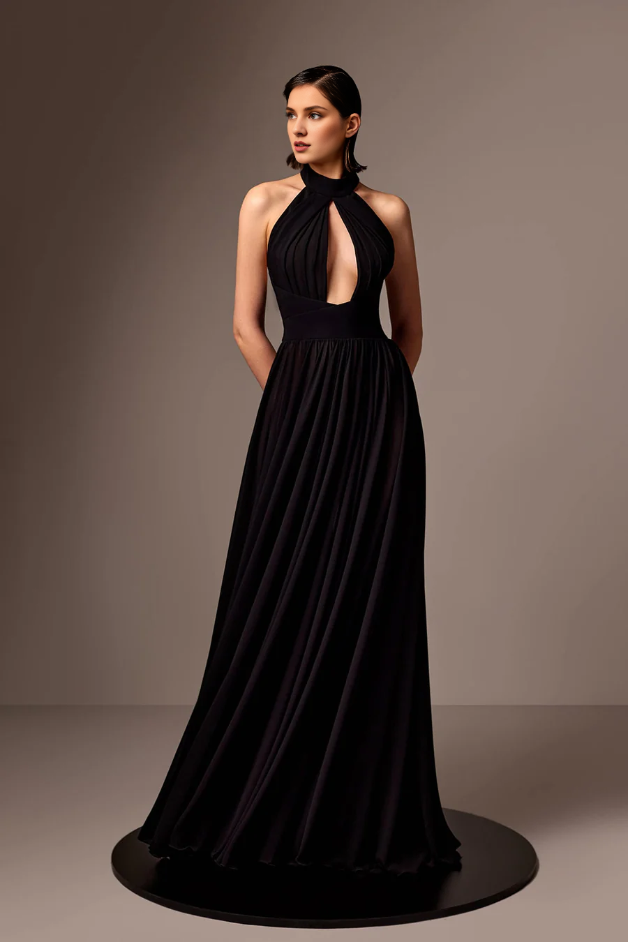 Hanging neck chiffon and floor length gown evening dresses