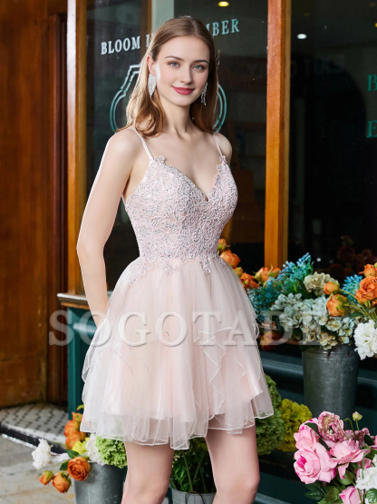 V-neck applique pleated chiffon short Homecoming dress
