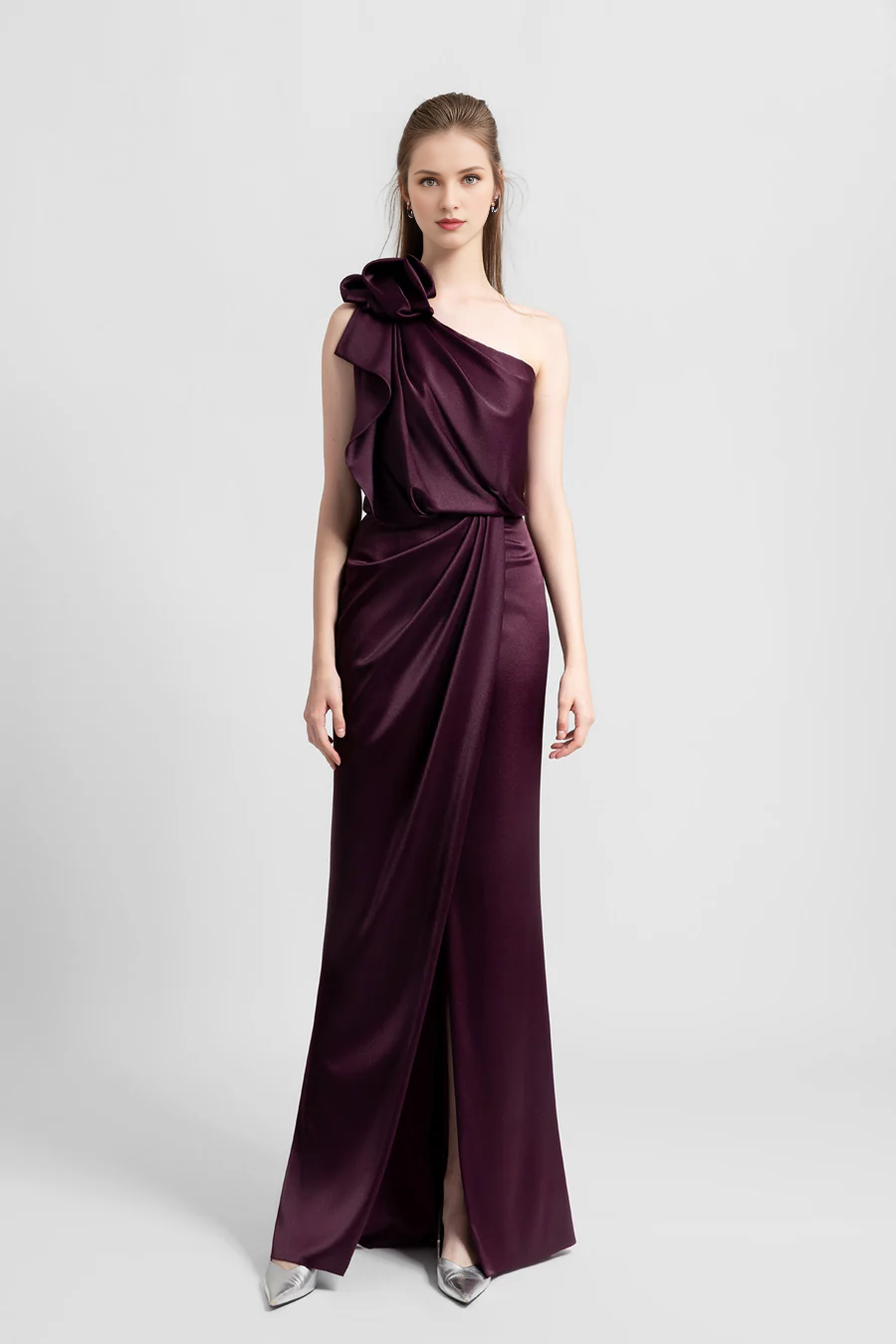 Hanging satin fabric and floor length gown evening dresses