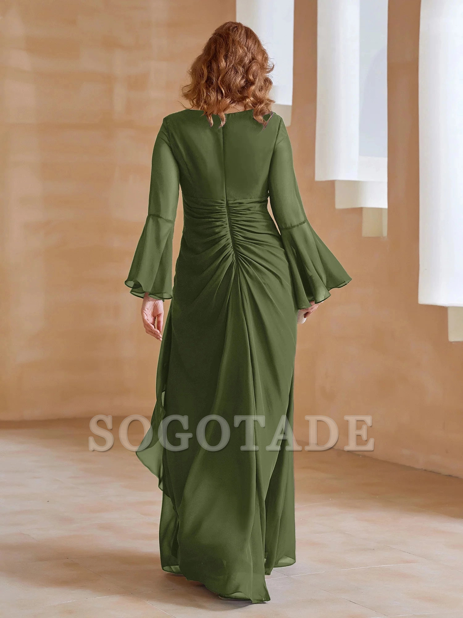 V-neck folds and mother of the bride dress