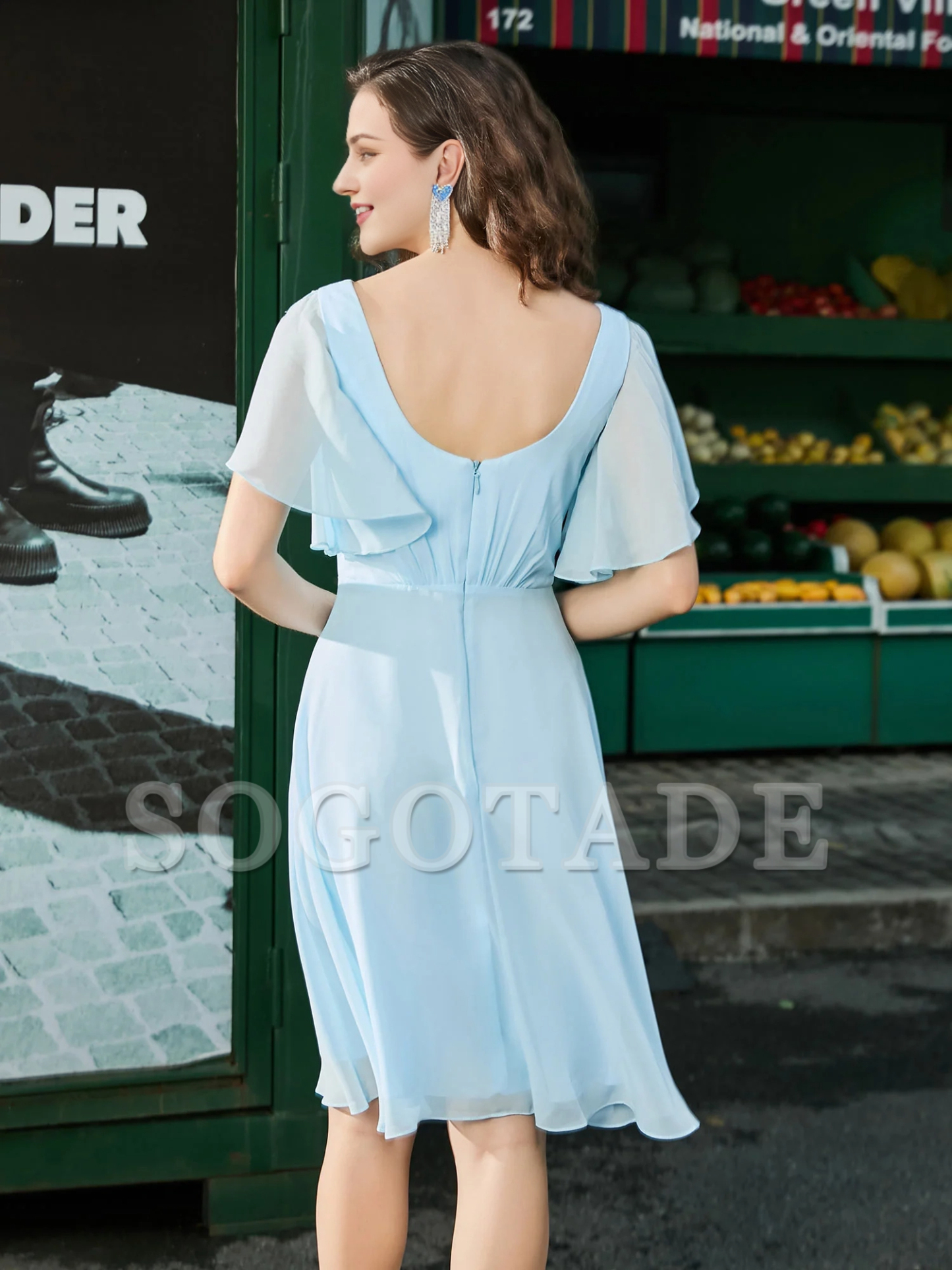 V-neck half sleeved short pleated chiffon Homecoming dress