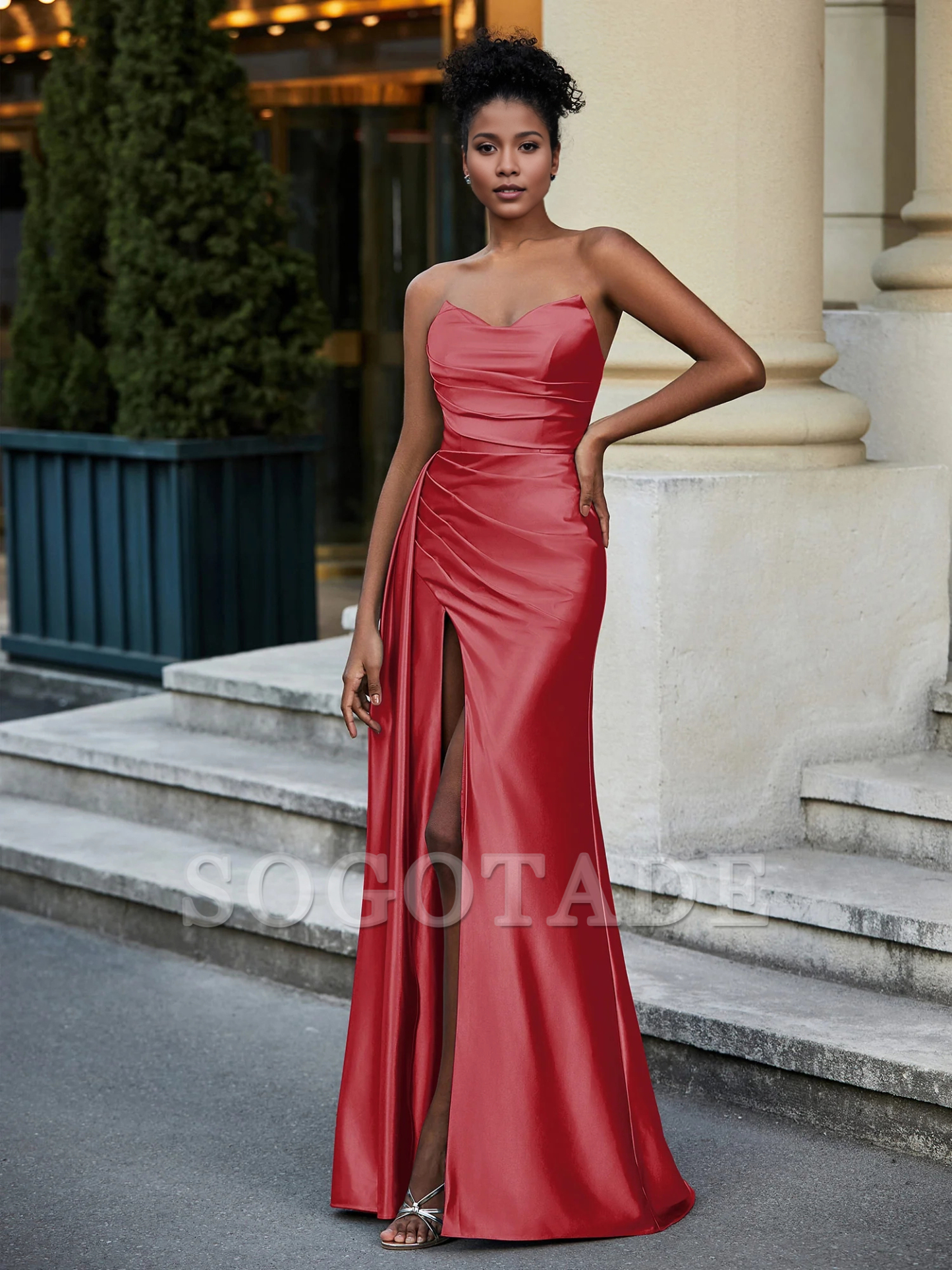 Sweetheart  satin trailing Prom dress
