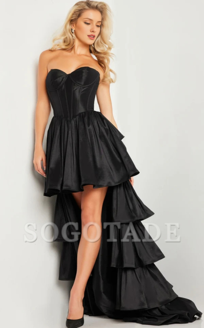 Strapless sweetheart neckline and floor length Prom dress