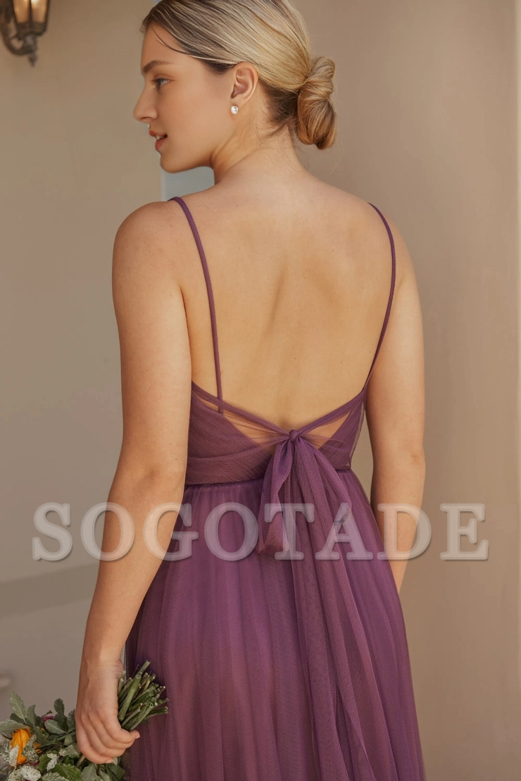 Chiffon A-line thin shoulder strap V-shaped cross neckline back bow bridesmaid dress