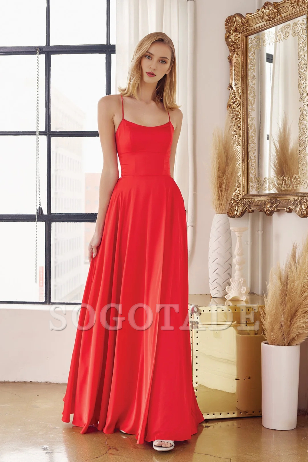 A-line sleeveless hollow leg slit trailing skirt dress