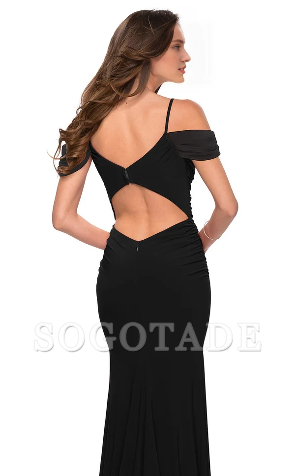 Sleeveless tight corset and floor length Prom dress