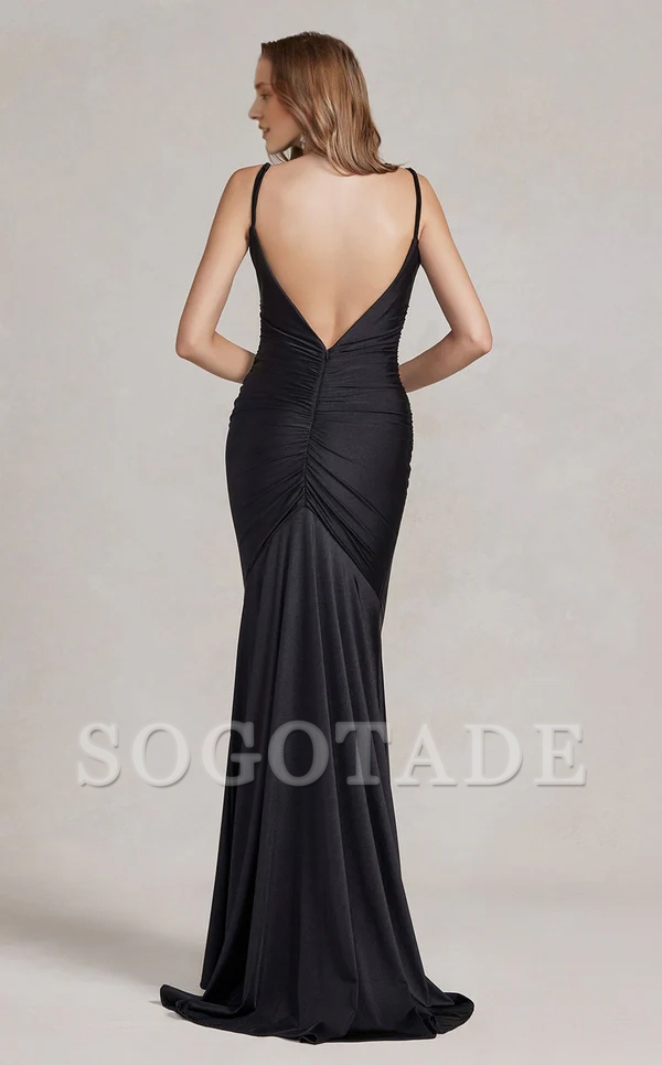 Mermaid slim shoulder straps pleated neckline tight fitting corset and floor length evening dress