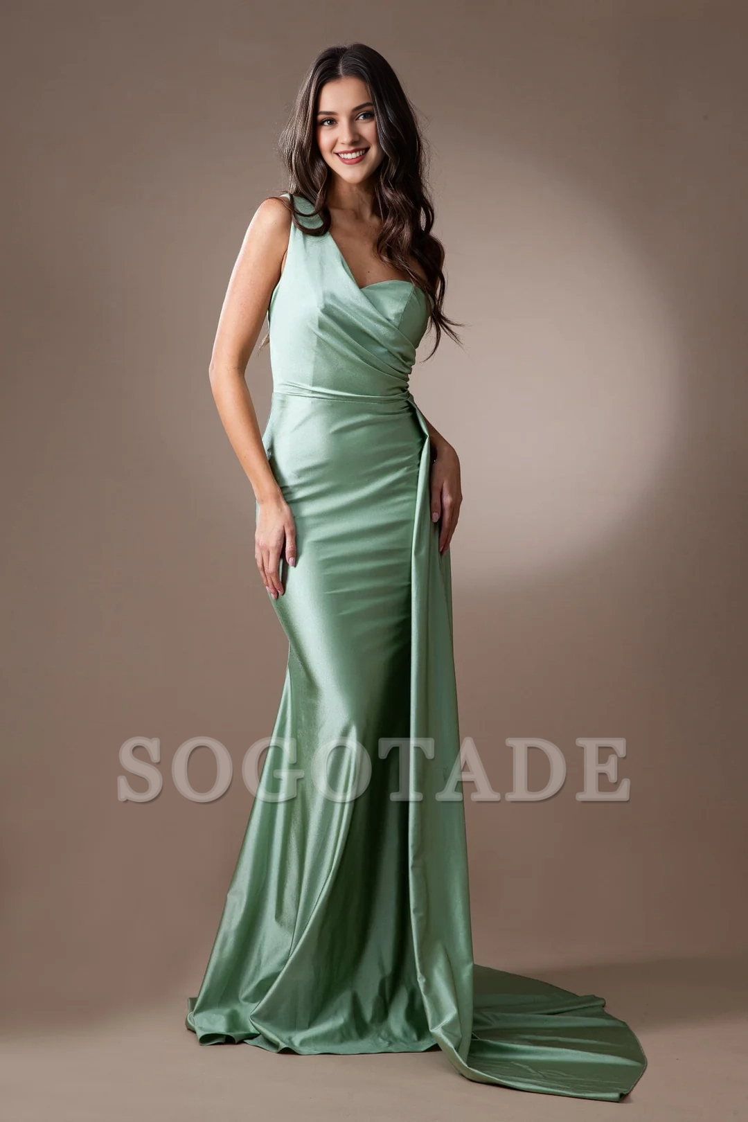 Fitted skirt long single shoulder dress