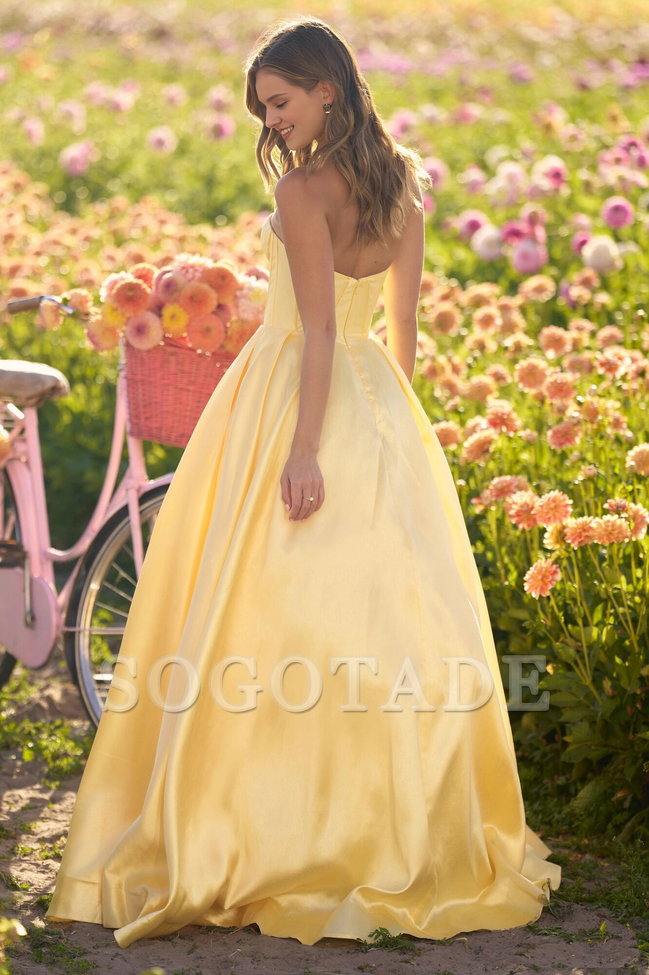 Strapless ball with tight corset and floor length Prom dress