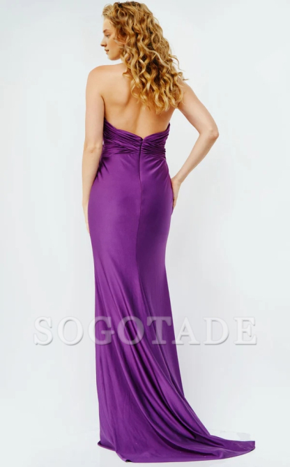 Deep V-neck tight corset sleeveless and floor length evening dress