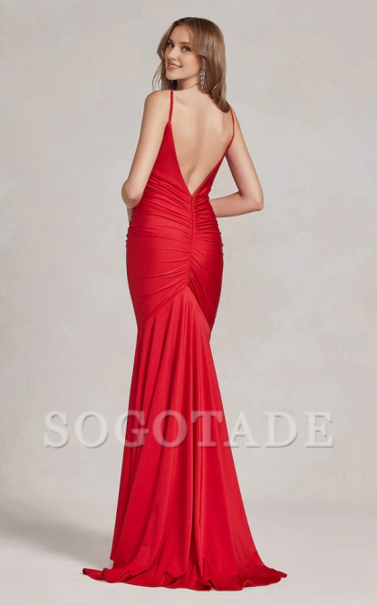 Mermaid slim shoulder straps pleated neckline tight fitting corset and floor length evening dress