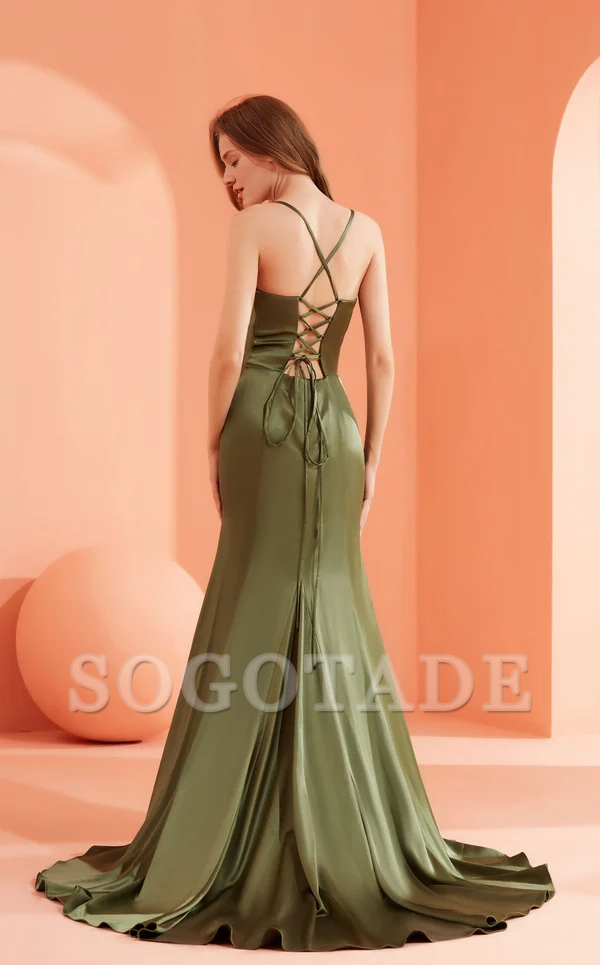 Thin shoulder strap hood with sleeveless collar side slits and floor length Prom dress