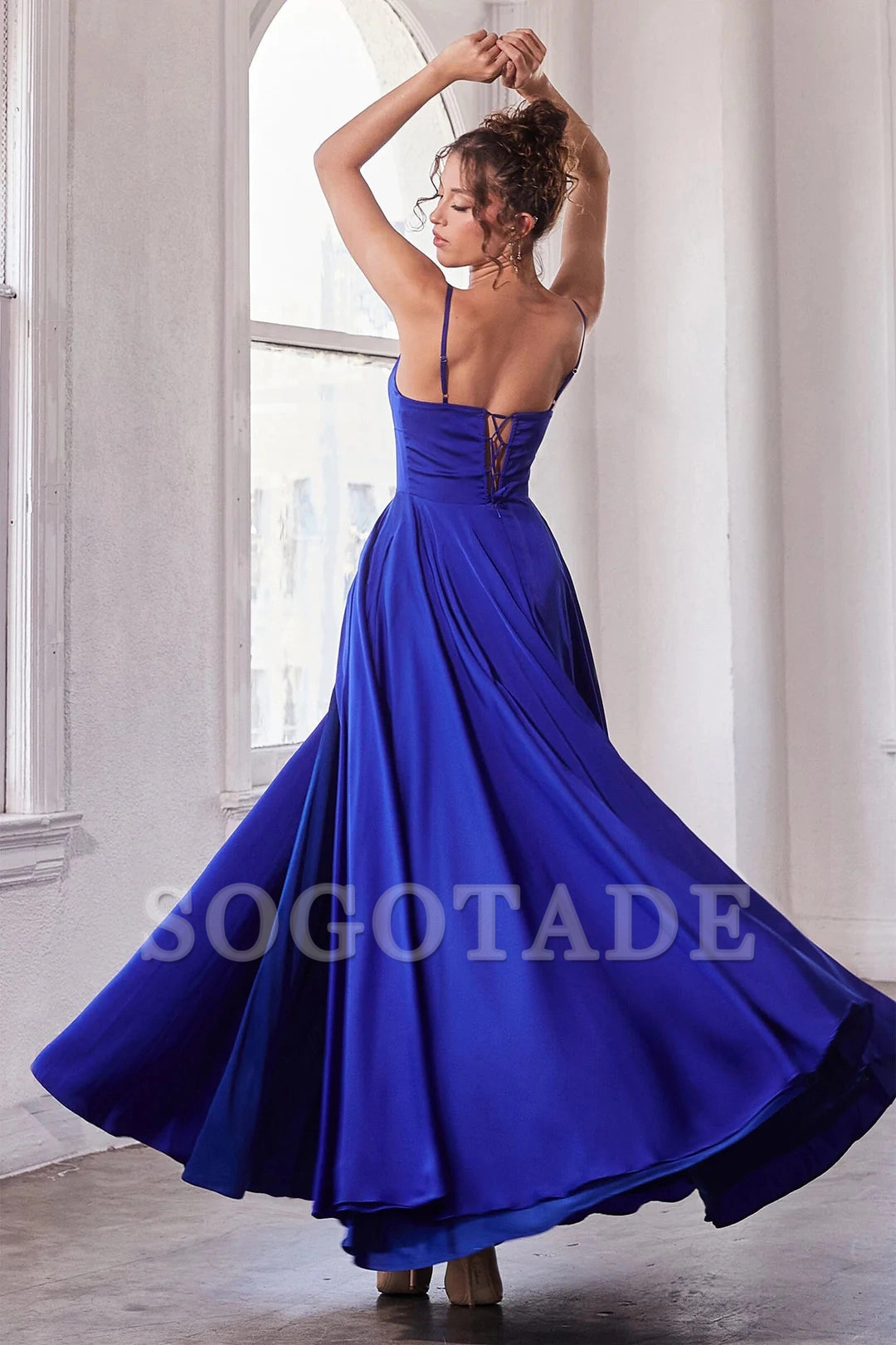 A-line slit skirt satin long sleeveless dress
