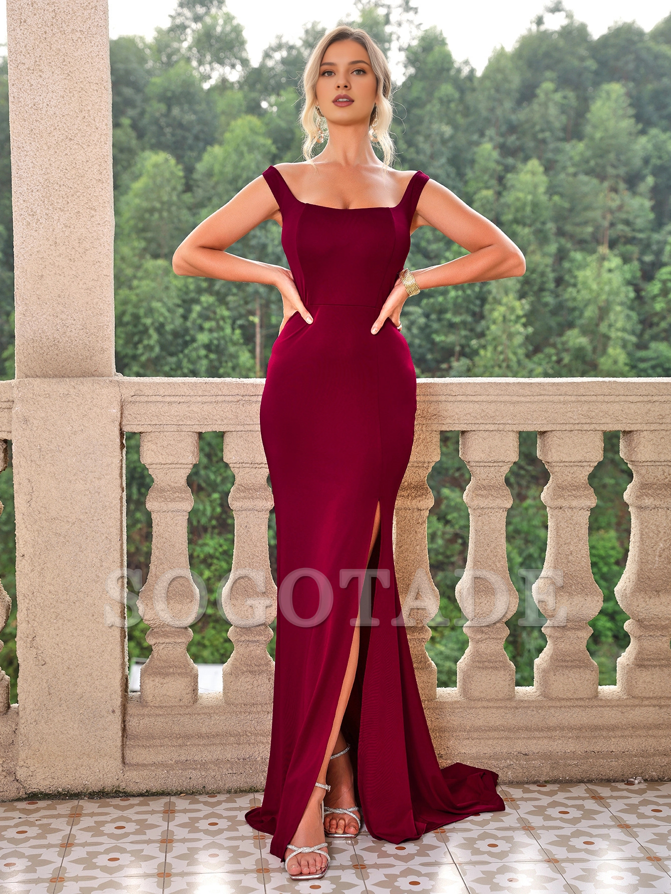 Sexy sequin solid color slit shoulder strap and floor length godons evening dresses