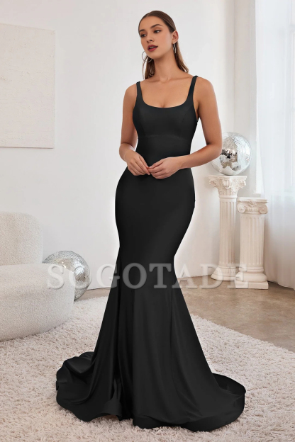 Long sleeveless shoulder strap dress