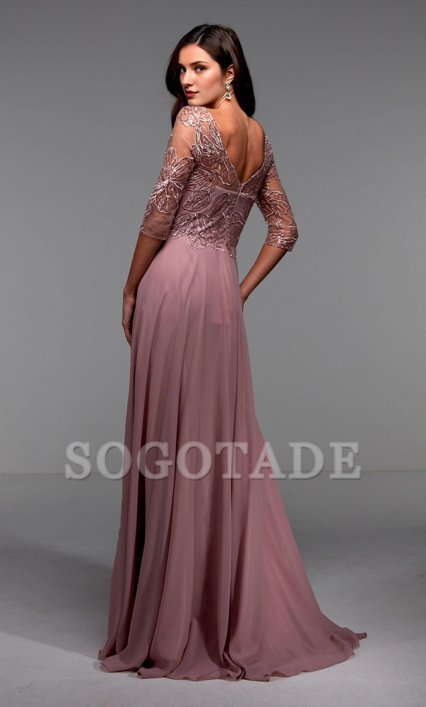 Chiffon lace illusion collar flowing formal long style mothers of the bride dresses