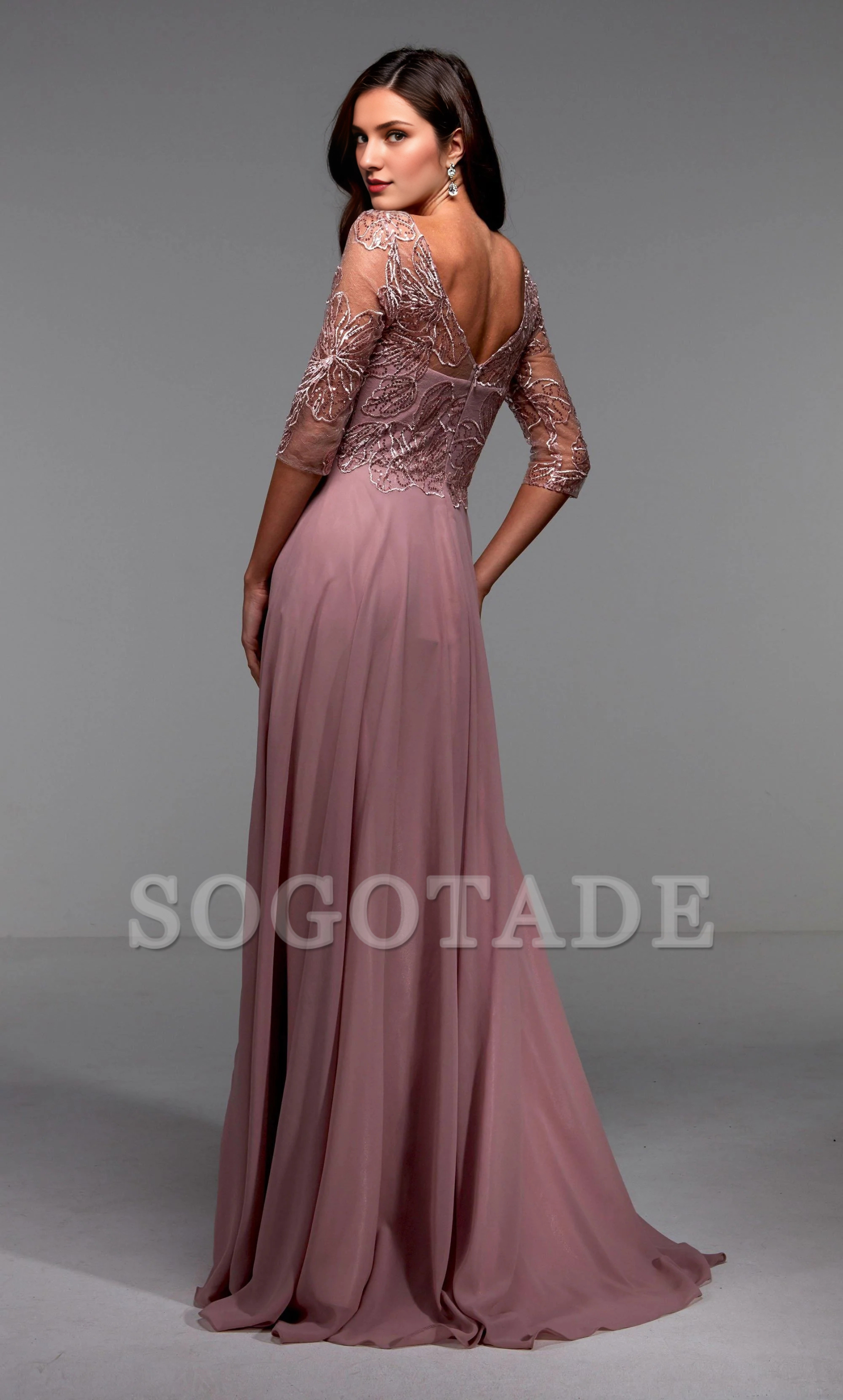 Chiffon lace illusion collar flowing formal long style mothers of the bride dresses