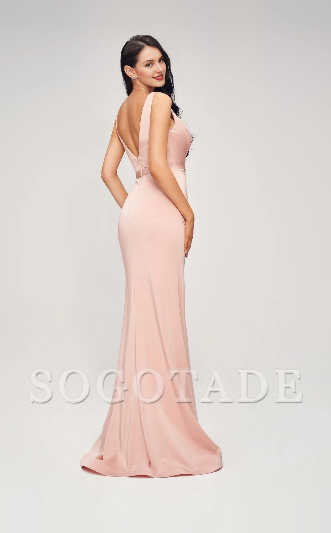 Sleeveless tight corset with V-neckline, natural waist and floor length Prom dress