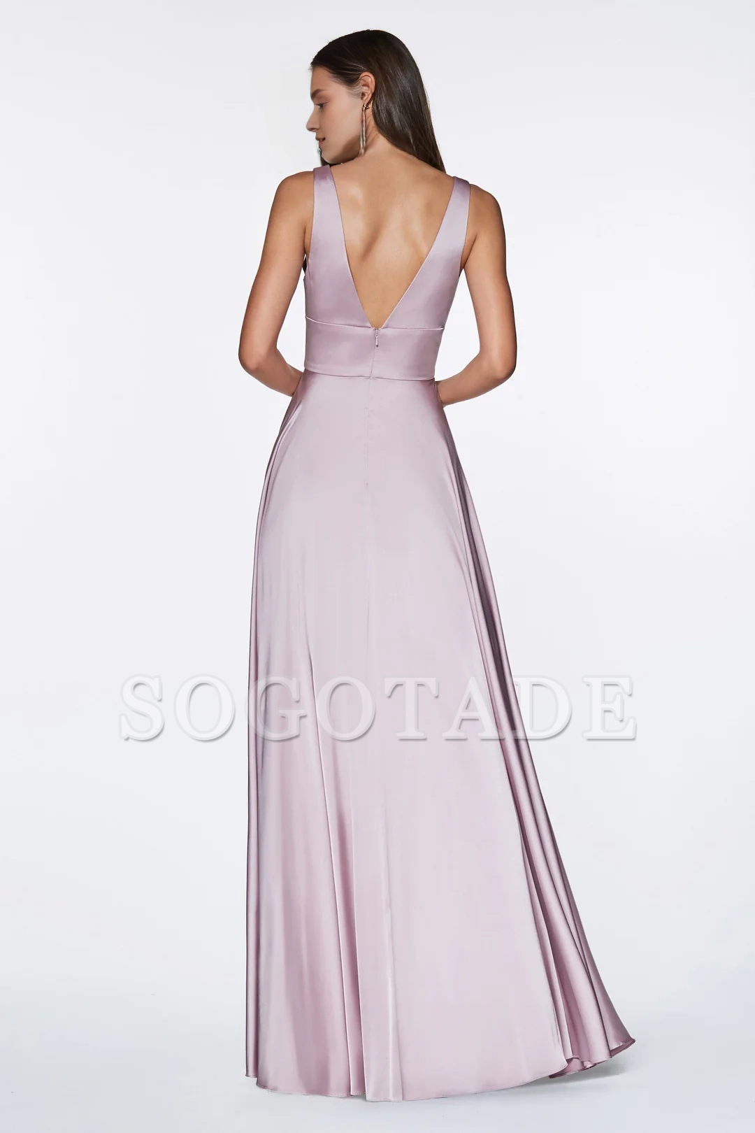 Leg slit long sleeveless V-neck dress
