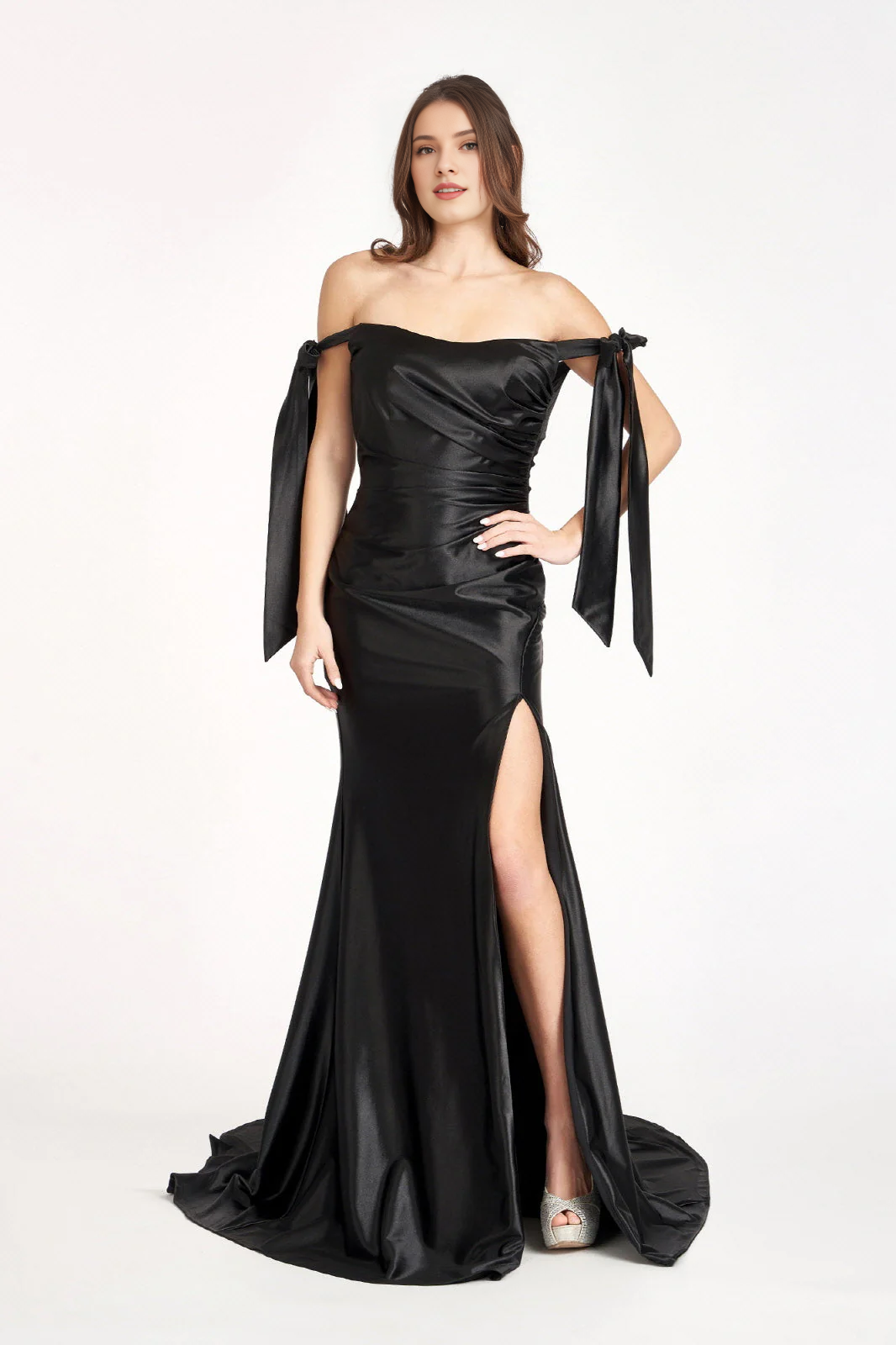 Fitted skirt satin long dress