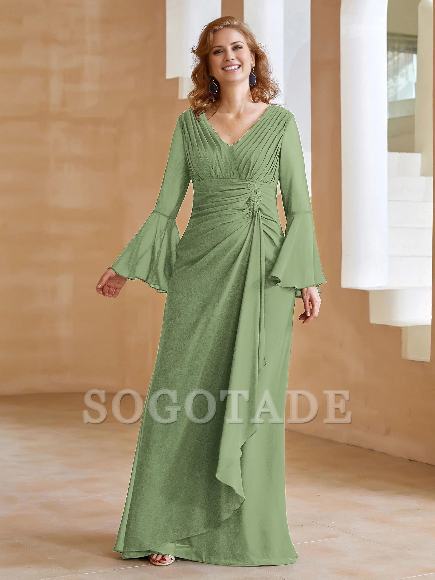 V-neck folds and mother of the bride dress