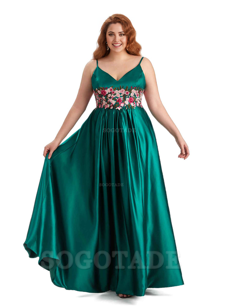 Unique Lace Spaghetti Straps Sleeveless Soft Satin Long Plus Size Bridesmaid Dress For Wedding