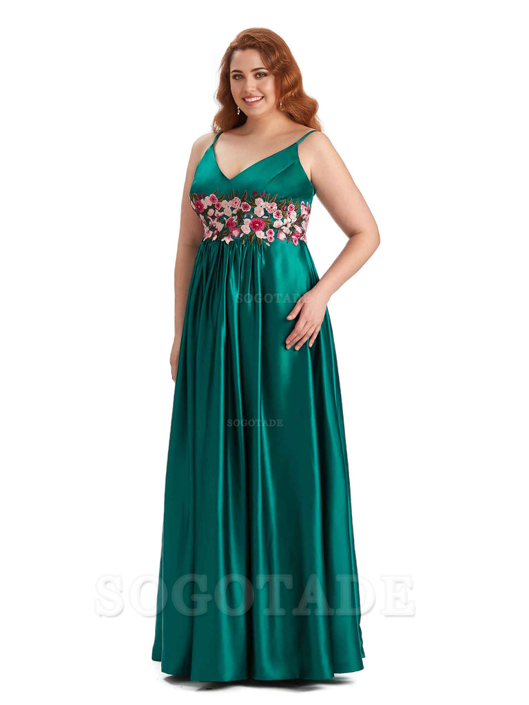 Unique Lace Spaghetti Straps Sleeveless Soft Satin Long Plus Size Bridesmaid Dress For Wedding