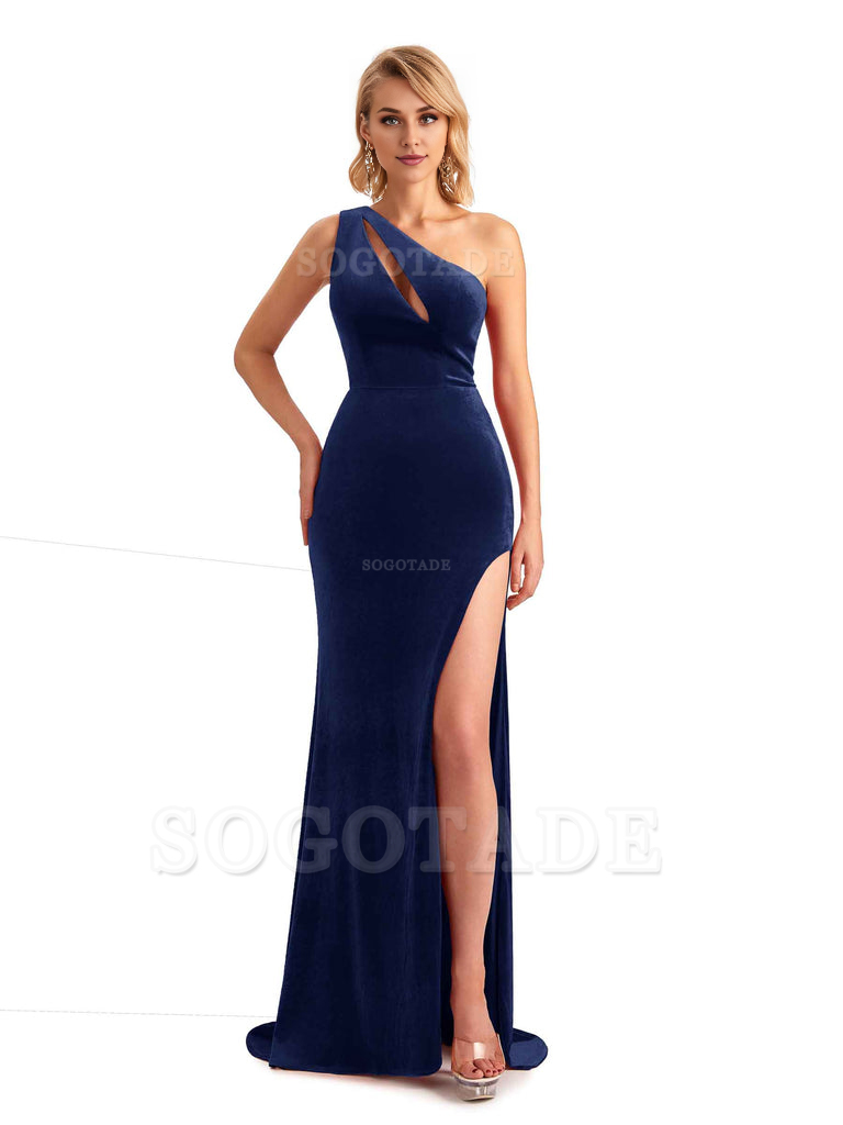 Sexy Sleeveless Floor Length Mermaid One Shoulder Side Slit Velvet Long Bridesmaid Dresses