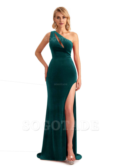 Sexy Sleeveless Floor Length Mermaid One Shoulder Side Slit Velvet Long Bridesmaid Dresses