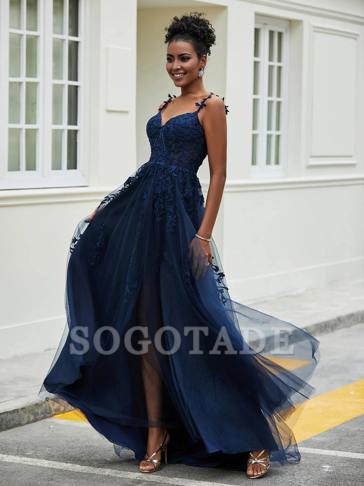 Slit sweeping trailing skirt sheer dress
