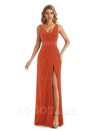 V-Neck Sexy Side Slit Spaghetti Straps Pleated Velvet Long Bridesmaid Dresses Formal Wear Dresses