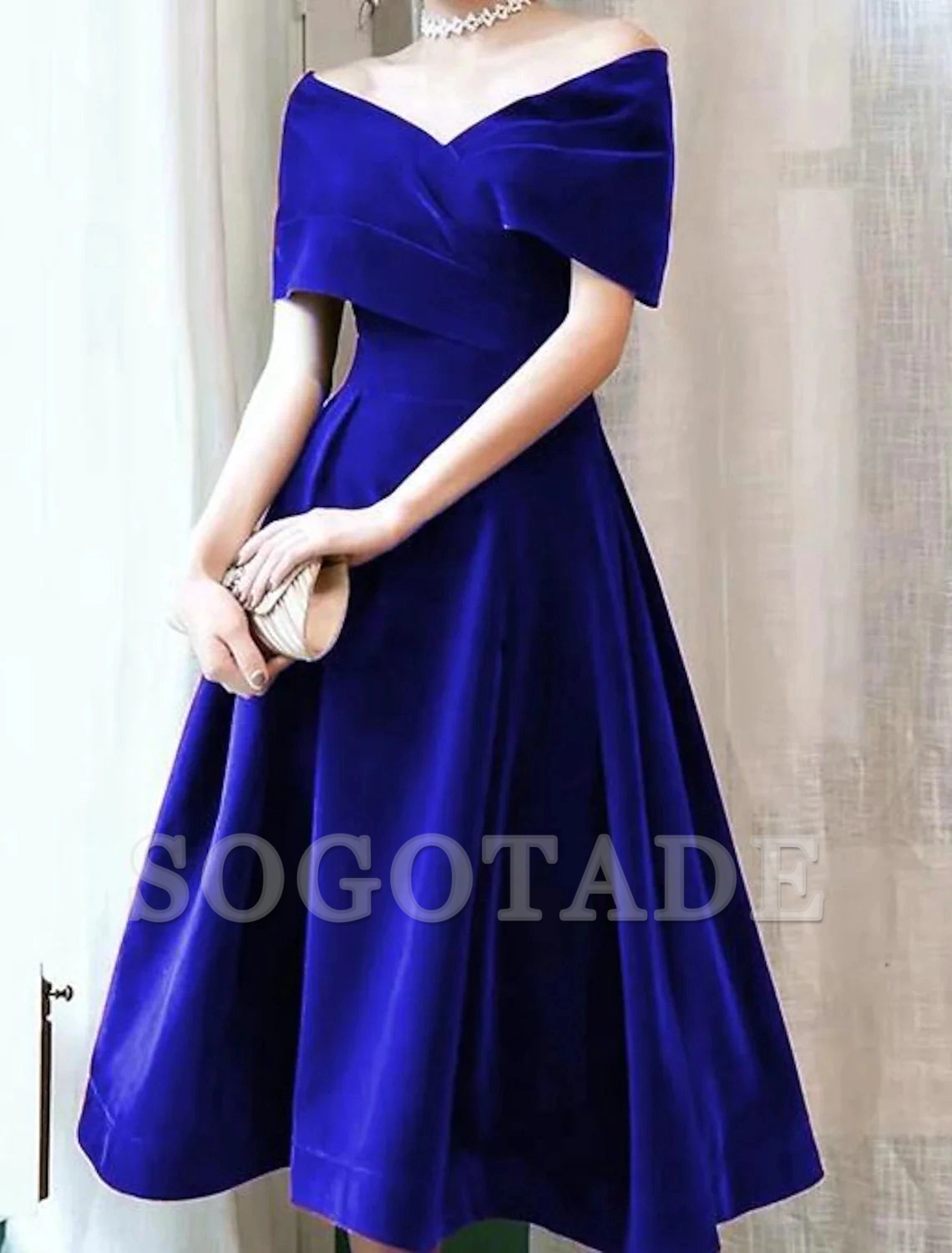 A-Line Cocktail Black Dress 1950s Dress Christmas Red Green Dress Fall Wedding Guest Dress Knee Length Short Sleeve Off Shoulder Velvet with Pleats Pure Color-SOGOTADE