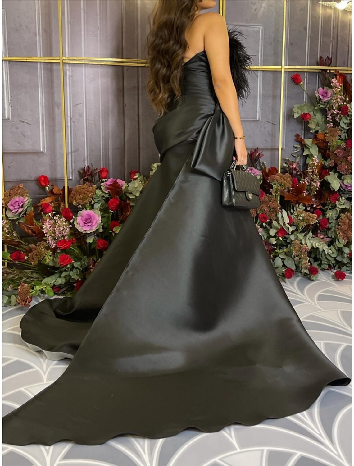 A-Line Evening Gown Elegant Dress Formal Court Train Black Dress Sleeveless Strapless Satin with Feather Pleats Ruched-SOGOTADE