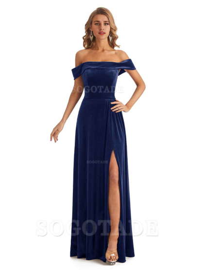 Elegant Mermaid Off The Shoulder Velvet Long Maid of Honor Dresses