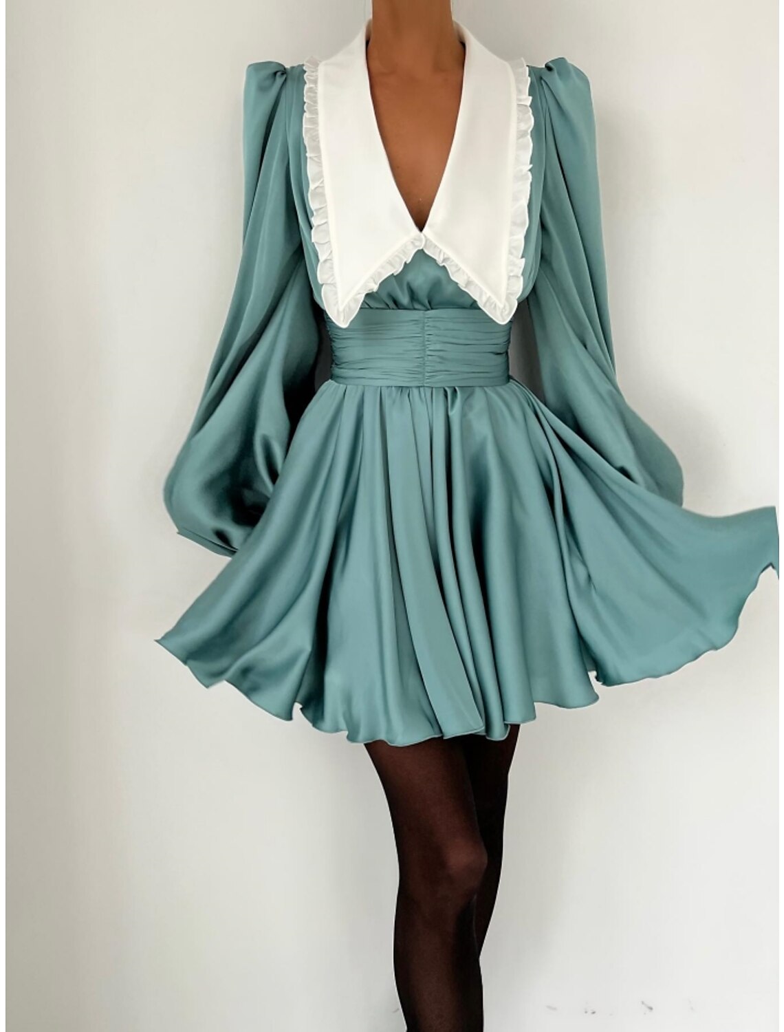 A-Line Homecoming Dresses Vintage Dress Homecoming Short / Mini Black Dress Long Sleeve V Neck Satin with Pleats Ruched Ruffles-SOGOTADE