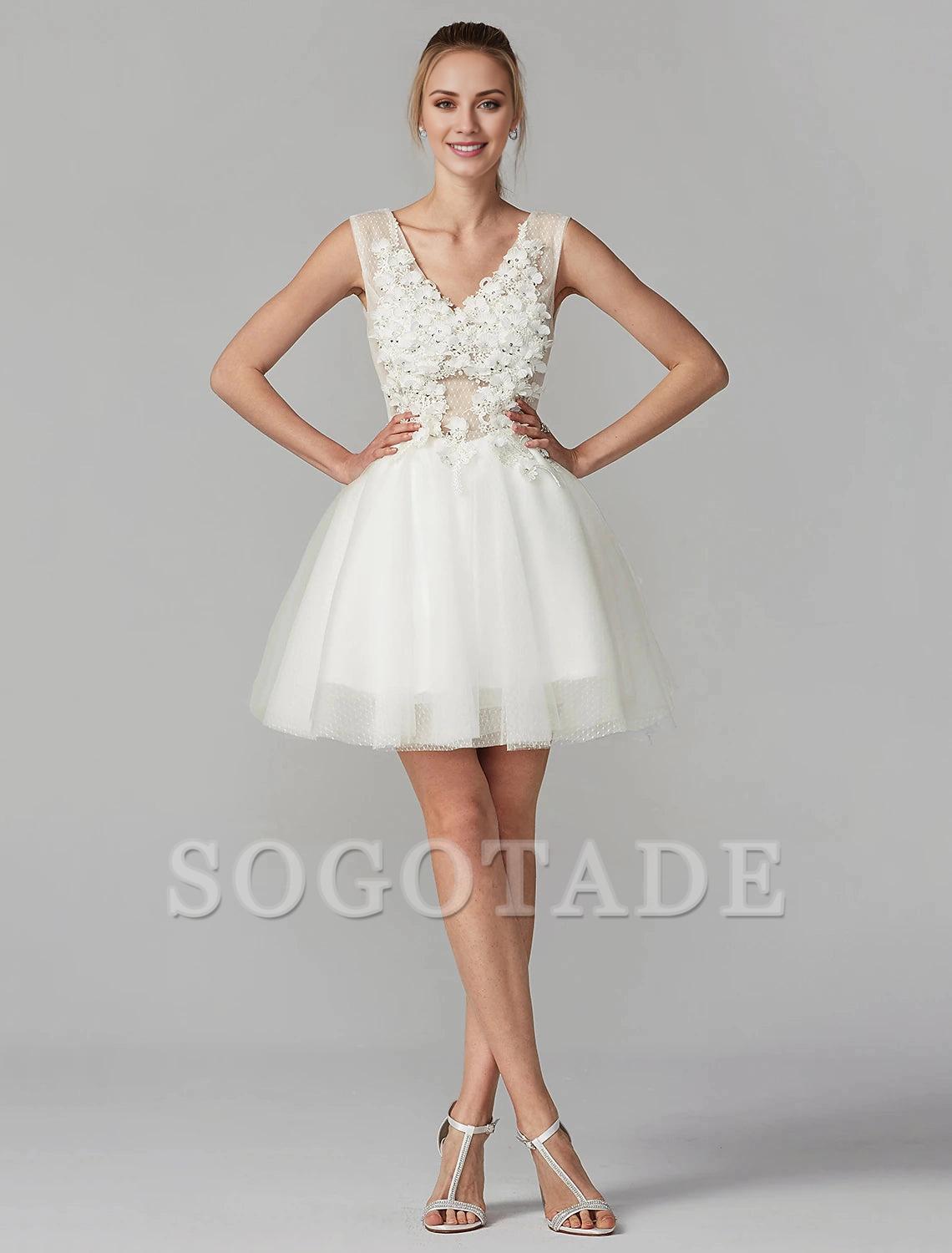 A-Line Party Dress Homecoming Graduation Short / Mini Sleeveless V Neck Lace Over Tulle with Crystals Appliques