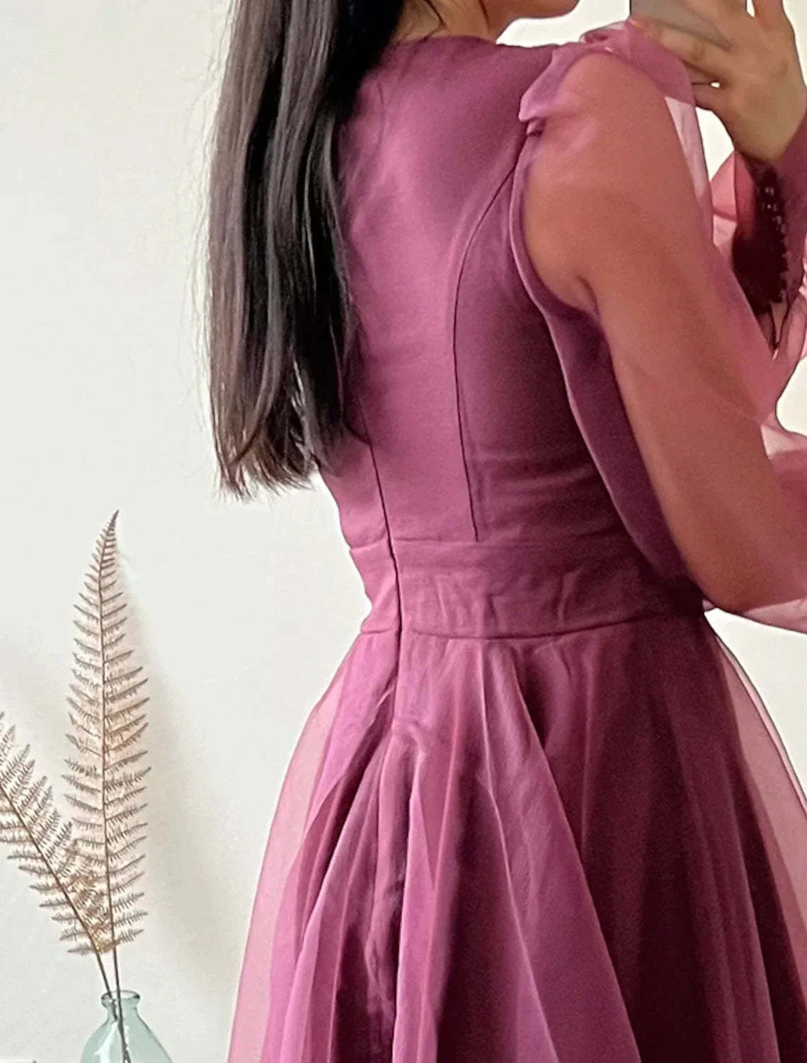 A-Line Cocktail Dresses Minimalist Dress Christmas Red Green Dress Wedding Guest Tea Length Long Sleeve V Neck Organza with Buttons Pure Color-SOGOTADE